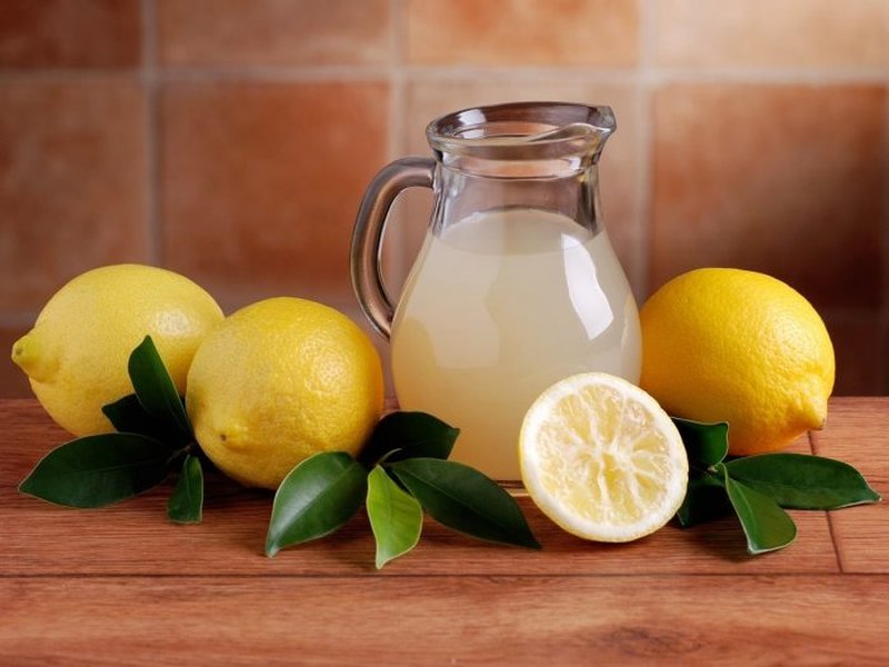 Il succo di limone fa bene ai denti? - Studio Dentistico La Gamma